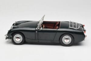 Austin-Healey Sprite Leaf Green Revell 1:18 08837 メタル - 画像 4/8