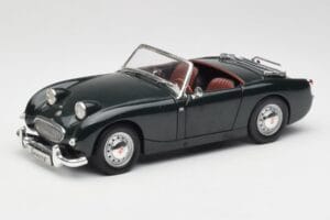 Austin-Healey Sprite Leaf Green Revell 1:18 08837 メタル