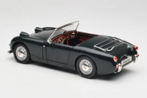 Austin-Healey Sprite Leaf Green Revell 1:18 08837 メタル - 画像 7/8