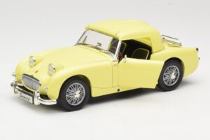 Austin-Healey Sprite Mk1 イエロー Revell 1:18 08835 メタル - 画像 2/8
