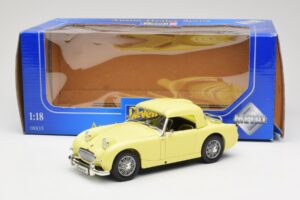 Austin-Healey Sprite Mk1 イエロー Revell 1:18 08835 メタル - 画像 8/8