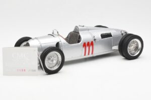 Auto Union Type C #111 H. Stuck Schauinsland Hillclimb Germany 1937 CMC 1:18 M-162 メタル