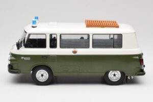 Barkas B1000 ピープルズポリス MCG 1:18 MCG18009 メタル - 画像 5/6