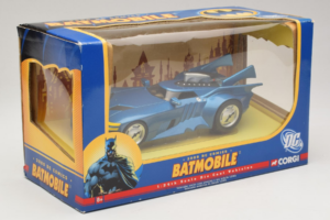 Batmobile DC Comics Corgi 1:24 77511 メタル - 画像 2/3