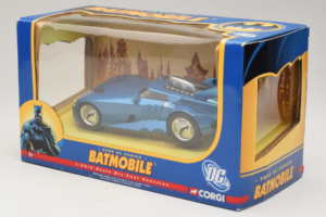 Batmobile DC Comics Corgi 1:24 77511 メタル - 画像 3/3