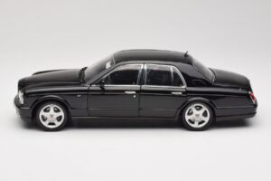Bentley Arnage R ブラック Minichamps 1:18 100139071 メタル - 画像 4/8