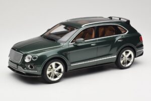 Bentley Bentayga Styling Pack グリーン GT Spirit 1:18 GT133 レジン