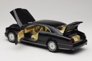 Bentley Brooklands ブラック Minichamps 1:18 100139600 メタル - 画像 5/8