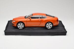 Bentley Continental GT Orange Metallic Minichamps 1:18 100139921 メタル - 画像 4/8