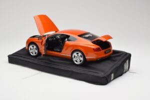 Bentley Continental GT Orange Metallic Minichamps 1:18 100139921 メタル - 画像 5/8