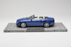 Bentley Continental GT Speed カブリオレ ブルー Minichamps 1:18 107139331 メタル - 画像 3/6