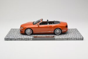 Bentley Continental GT Speed カブリオレ Orange Metallic Minichamps 1:18 107139430 メタル - 画像 3/6