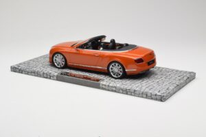 Bentley Continental GT Speed カブリオレ Orange Metallic Minichamps 1:18 107139430 メタル - 画像 5/6