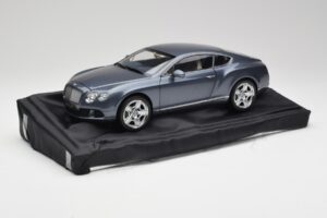 Bentley Continental GT サンダーグレー Minichamps 1:18 BL835