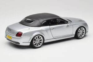 Bentley Continental Supersports カブリオレ 1st Gen シルバー Bburago 1:18 18-11037S メタル - 画像 3/8