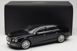 Bentley Flying Spur W12 Diamond Black Kyosho 1:18 08891DBK メタル - 画像 8/8