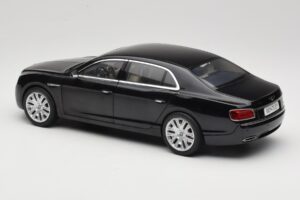 Bentley Flying Spur W12 Onyx Black Kyosho 1:18 08891NX メタル - 画像 7/8