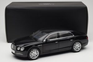 Bentley Flying Spur W12 Onyx Black Kyosho 1:18 08891NX メタル - 画像 8/8
