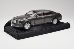 Bentley Mulsanne Brodgar Metallic Minichamps 1:18 BL843 メタル
