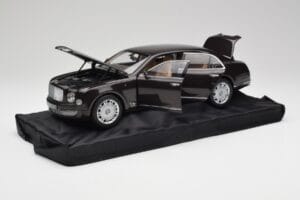 Bentley Mulsanne バーントオーク Minichamps 1:18 100139905 メタル - 画像 2/8