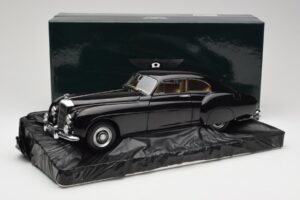 Bentley R-Type Continental Black Metallic Minichamps 1:18 100139420 メタル - 画像 8/8