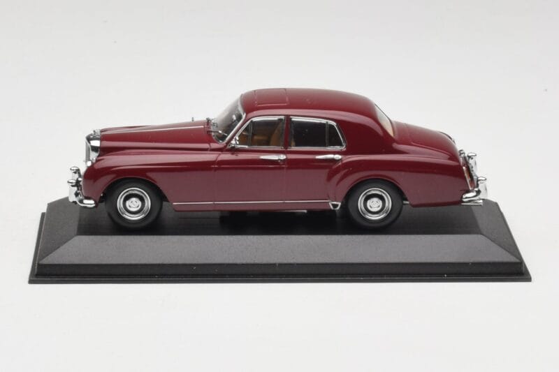 Bentley S1 Continental Flying Spur バーガンディ Minichamps 1:43 436139550 メタル