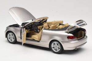 BMW 1 Series E88 カブリオレ Mineral Silver Metallic Kyosho 1:18 80430427020 メタル - 画像 5/8