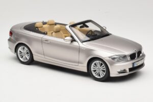 BMW 1 Series E88 カブリオレ Mineral Silver Metallic Kyosho 1:18 80430427020 メタル - 画像 6/8