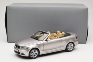 BMW 1 Series E88 カブリオレ Mineral Silver Metallic Kyosho 1:18 80430427020 メタル - 画像 8/8