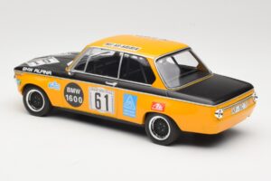 BMW 1600-2 BMW Alpina #61 R. Herzog / N. Lauda DNF 6 Hours Nurburgring 1970 Minichamps 1:18 155702661 メタル - 画像 5/6