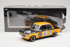 BMW 1600-2 BMW Alpina #61 R. Herzog / N. Lauda DNF 6 Hours Nurburgring 1970 Minichamps 1:18 155702661 メタル - 画像 6/6