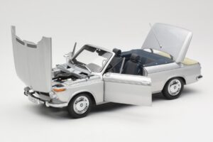 BMW 1600 カブリオレ シルバー Minichamps 1:18 80430145819 メタル - 画像 2/8