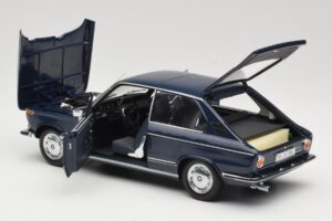 BMW 1600 Touring ブルー Minichamps 1:18 80430145823 メタル - 画像 5/8