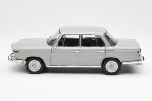 BMW 1800 TiSA Bernina グレー AUTOart 1:18 70621 メタル - 画像 4/8