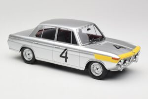 BMW 1800 TiSA #4 J. Ickx / J. van Ophem 24 Hours of Spa 1965 Winners Minichamps 1:18 107652504 レジン - 画像 4/6