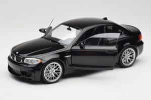 BMW 1M Coupe E82 Black Metallic Minichamps 1:18 110020021 メタル - 画像 2/8