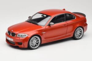 BMW 1M Coupe E82 Sakhir Orange Metallic Minichamps 1:18 110020020 メタル