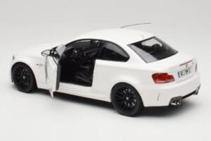 BMW 1M Coupe E82 ホワイト Minichamps 1:18 110020022 メタル - 画像 5/8