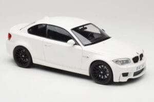 BMW 1M Coupe E82 ホワイト Minichamps 1:18 110020022 メタル - 画像 6/8