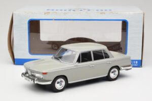 BMW 2000 TI グレー MCG 1:18 MCG18112 メタル - 画像 6/6