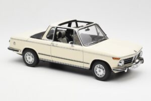 BMW 2002 Baur カブリオレ E10 Chamonix ホワイト AUTOart 1:18 70532 メタル - 画像 6/8