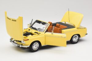 BMW 2002 カブリオレ ブライトグリーン Minichamps 1:18 80430145820 メタル - 画像 2/8