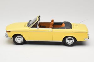 BMW 2002 カブリオレ ブライトグリーン Minichamps 1:18 80430145820 メタル - 画像 4/8