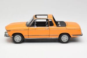 BMW 2002 E10 カブリオレ Colorado オレンジ AUTOart 1:18 80430300713 メタル - 画像 4/8