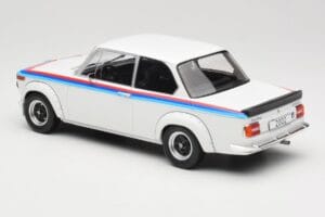 BMW 2002 E10 Turbo ホワイト MCG 1:18 MCG18408R メタル - 画像 5/6
