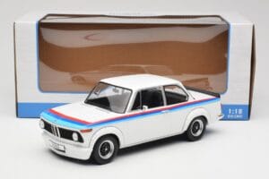 BMW 2002 E10 Turbo ホワイト MCG 1:18 MCG18408R メタル - 画像 6/6