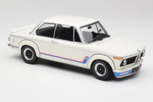 BMW 2002 Tii Turbo Alpine White Minichamps 1:18 155026200 メタル - 画像 4/6