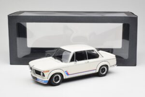 BMW 2002 Tii Turbo Alpine White Minichamps 1:18 155026200 メタル - 画像 6/6