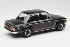 BMW 2002 Turbo ブラック Minichamps 1:18 155026204 メタル - 画像 2/6