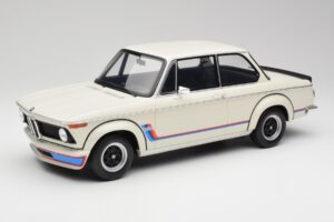 BMW 2002 Turbo E10 シャモニーホワイト Otto 1:12 G077 レジン